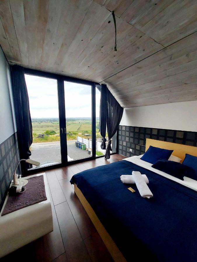House Of Freedom With Sea View Sauna And Jacuzzi Oslonino المظهر الخارجي الصورة