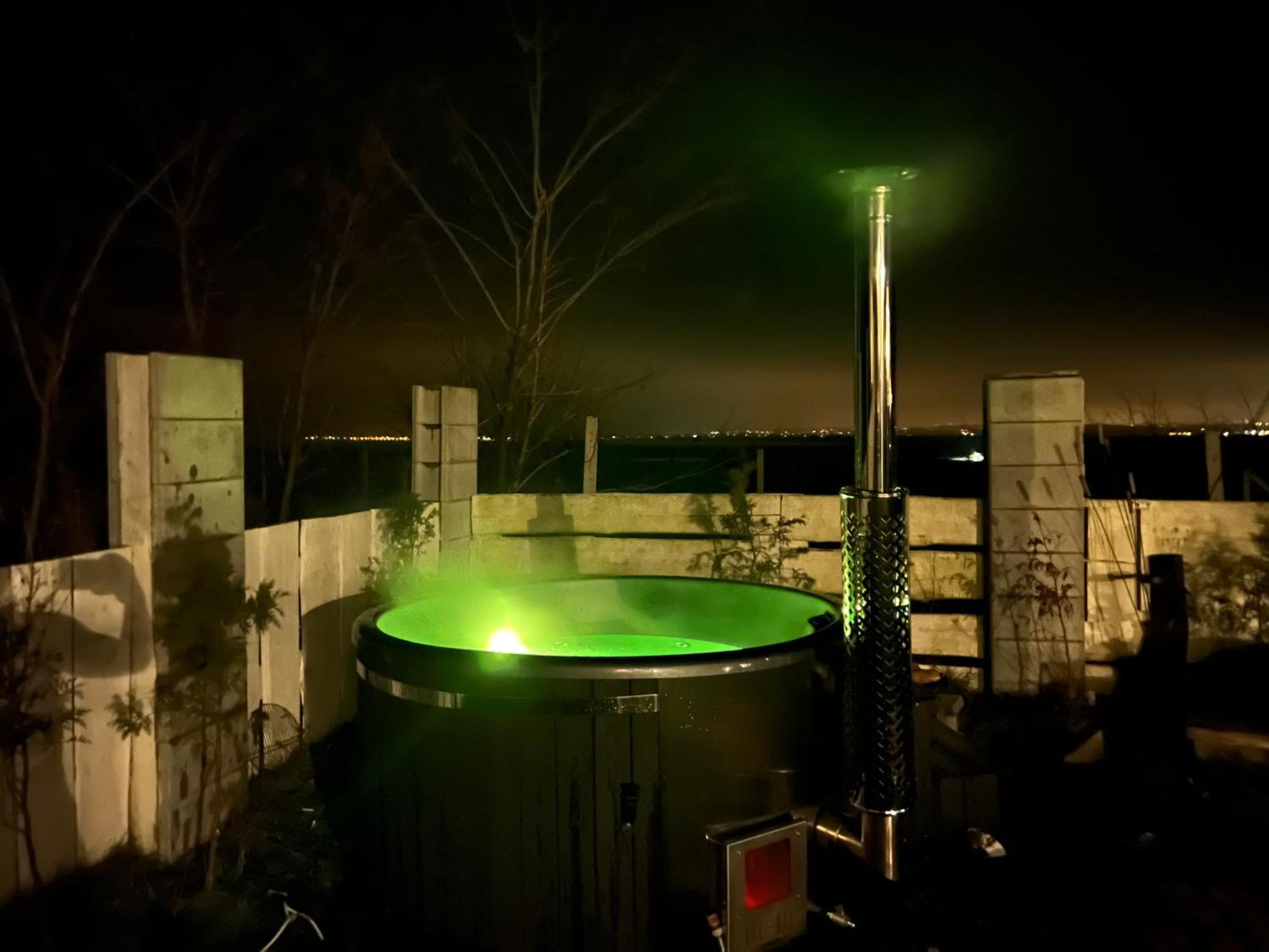 House Of Freedom With Sea View Sauna And Jacuzzi Oslonino المظهر الخارجي الصورة